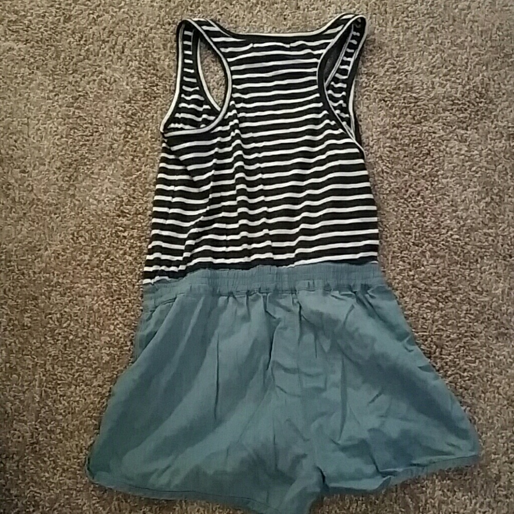 Spring romper - Picture 2 of 5